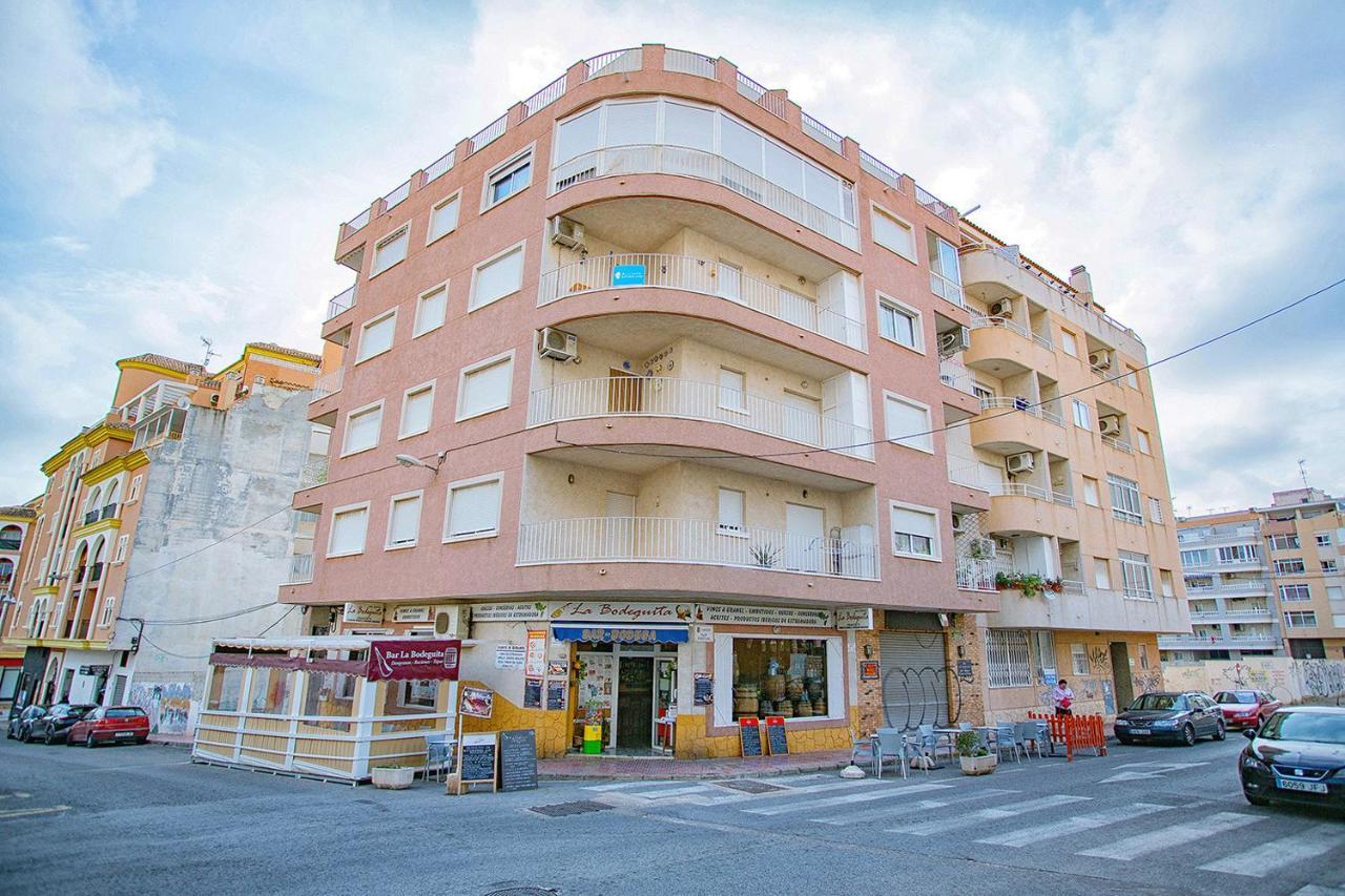 125 City Beach - Alicante Holiday 托雷维耶哈 外观 照片