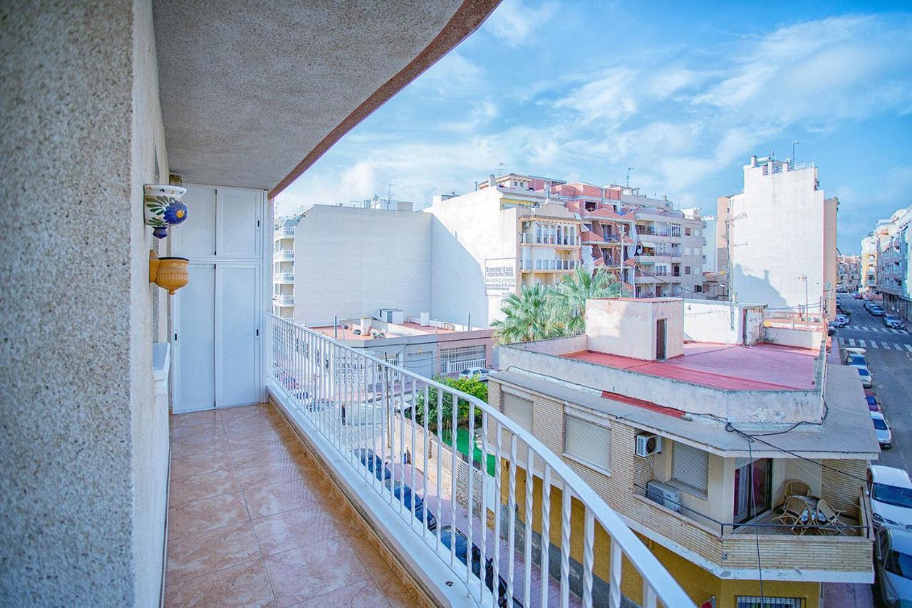 125 City Beach - Alicante Holiday 托雷维耶哈 外观 照片