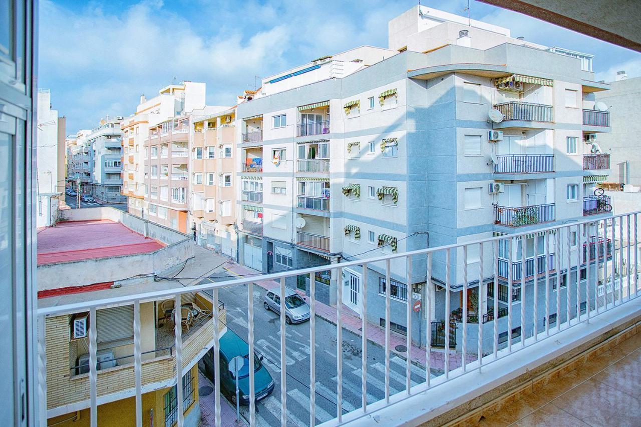 125 City Beach - Alicante Holiday 托雷维耶哈 外观 照片