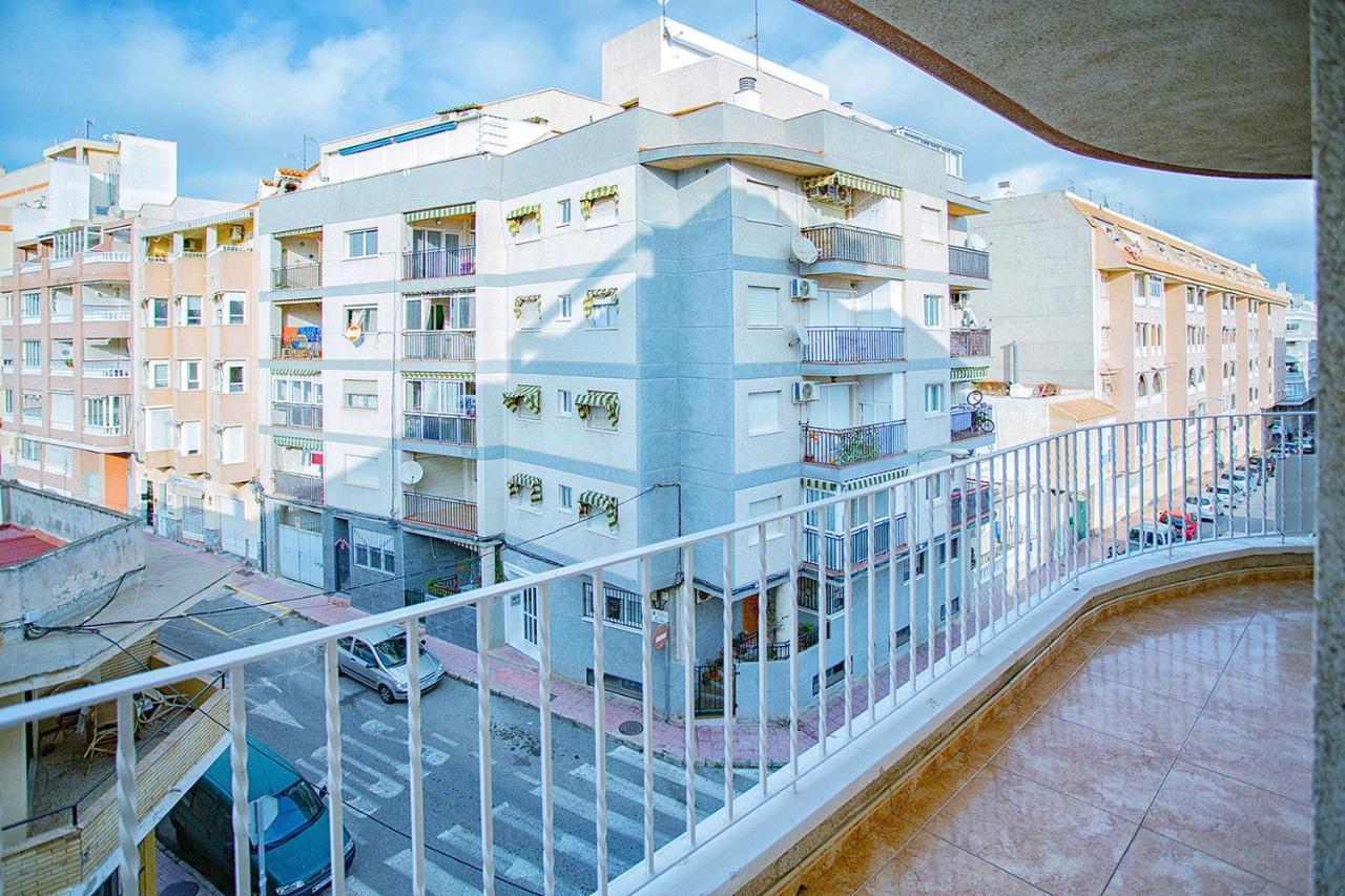 125 City Beach - Alicante Holiday 托雷维耶哈 外观 照片