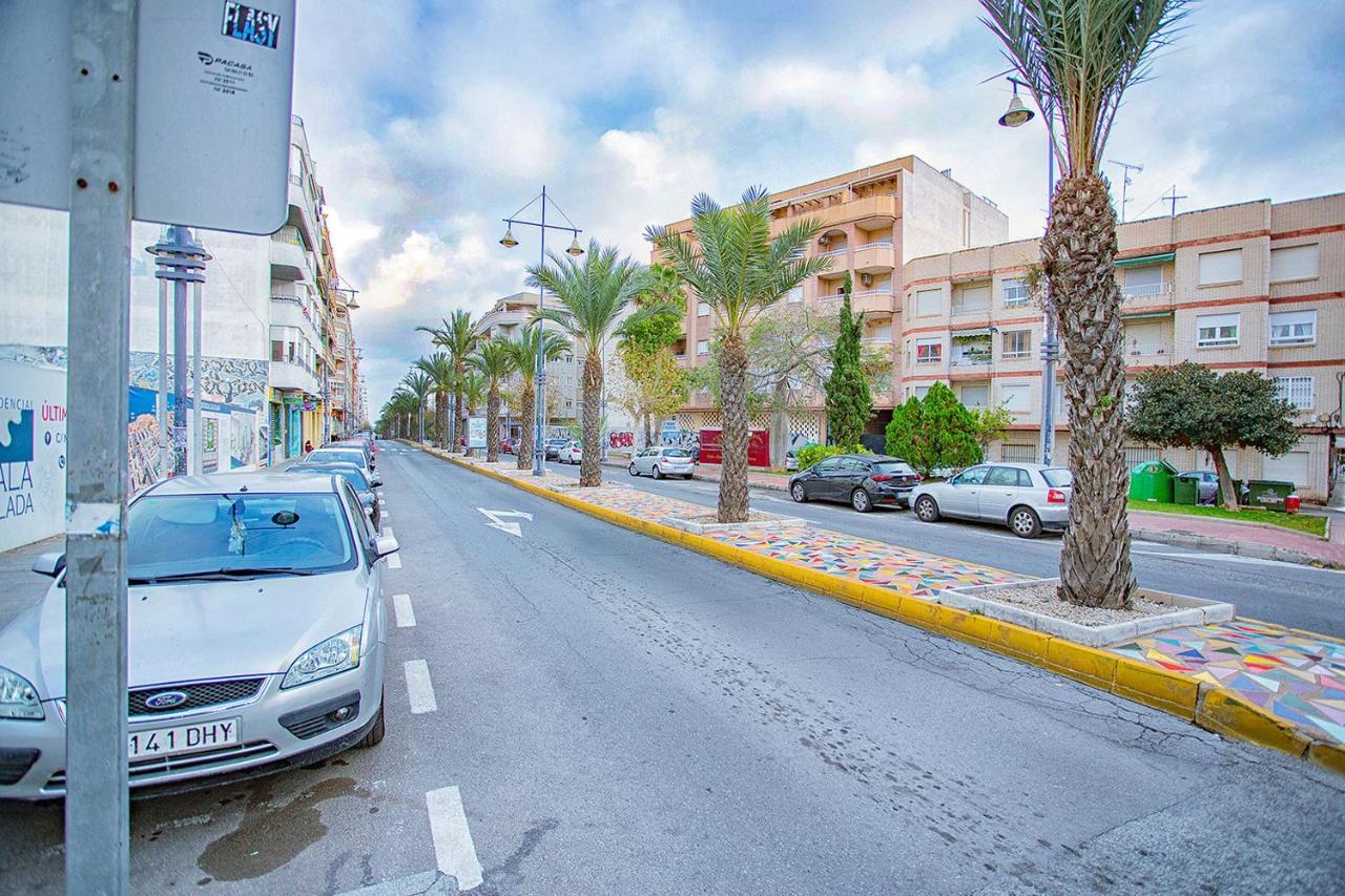 125 City Beach - Alicante Holiday 托雷维耶哈 外观 照片